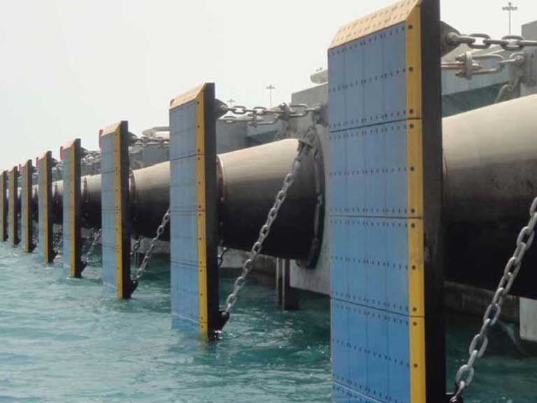 Fenders-In-Port-2
